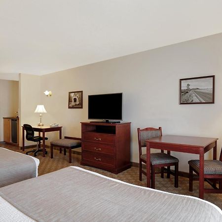 Days Inn By Wyndham Dawson Creek Exteriér fotografie